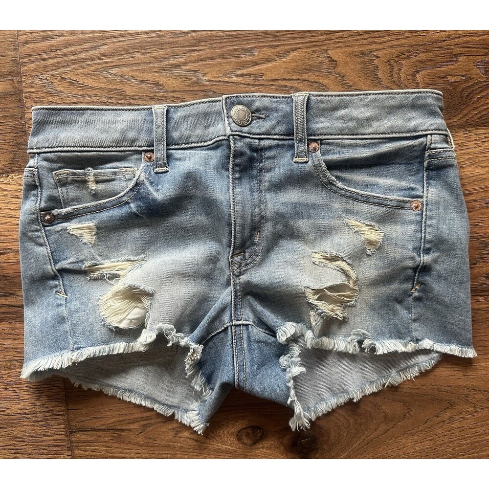 American Eagle Next Level Distressed Denim Shorts Size 6 Stretch Raw Hem